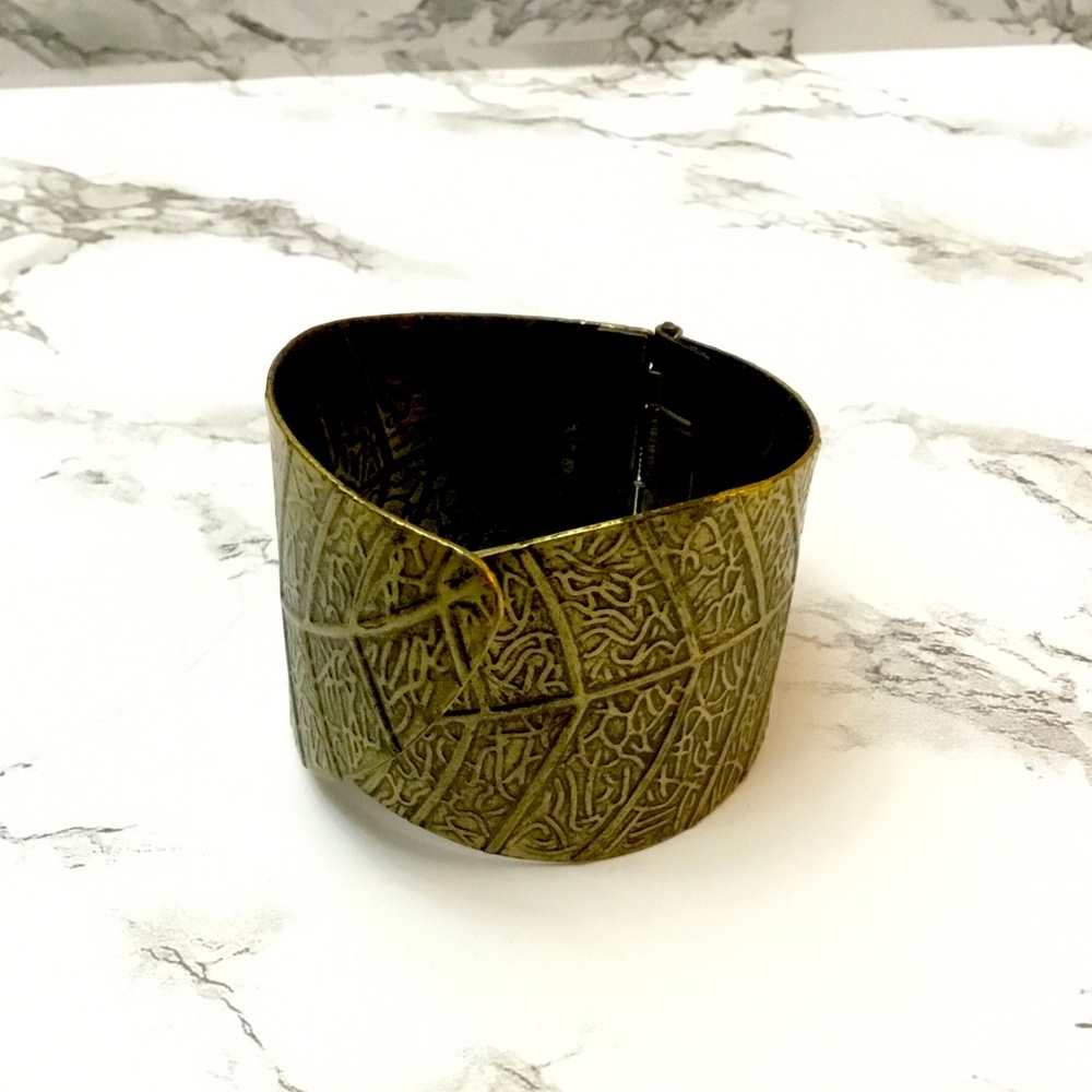 Metal Leaf Wrap Bracelet